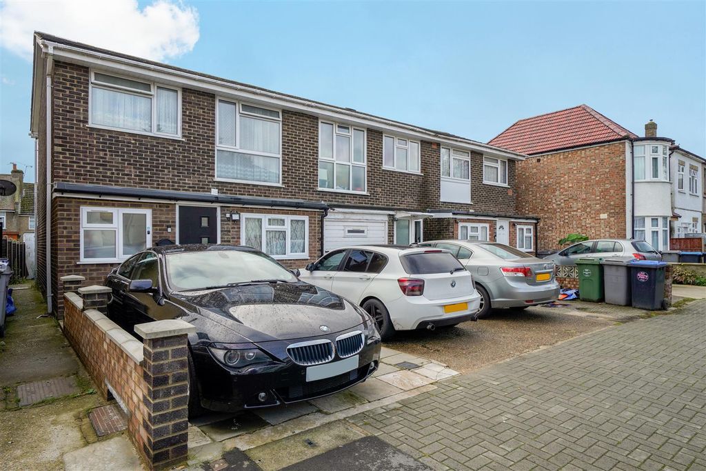 Property photo 1 of 10 72B Eton Avenue - Cuhlwtr3Dbvh2Jizgrrf.Jpg