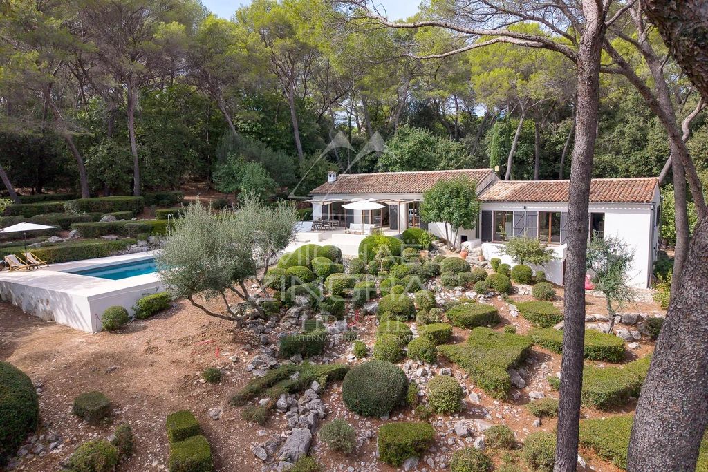 Property photo 1 of 10 Near Saint-Paul-De-Vence: Renovated Property Set Within 6,000 m² Of Landscaped Grounds