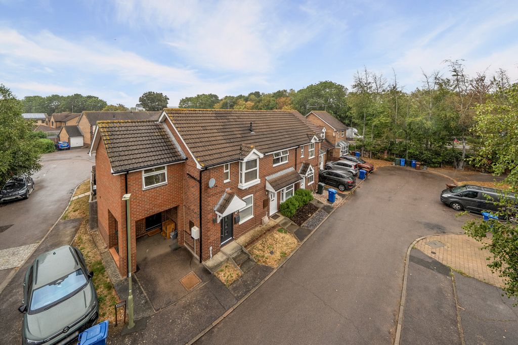 Property photo 1 of 19 External