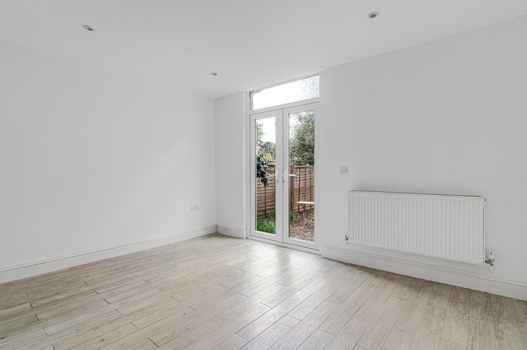 Property photo 2 of 22 Reception Room