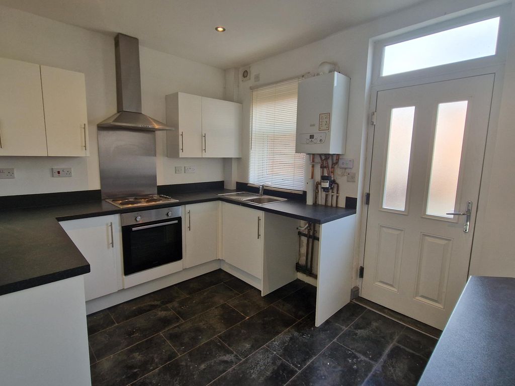 Property photo 2 of 7 Image