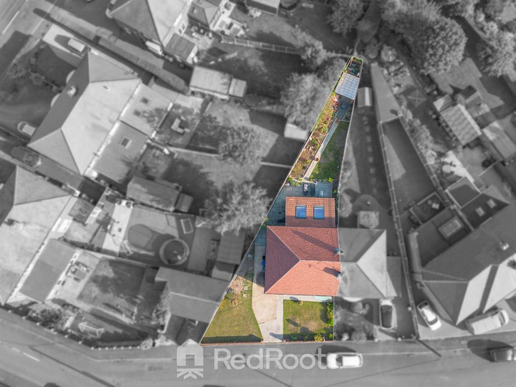 Property photo 2 of 44 4196244