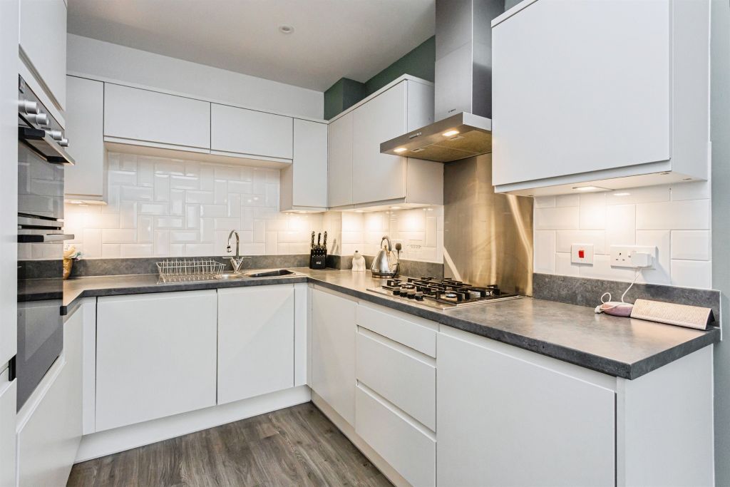 Property photo 3 of 15