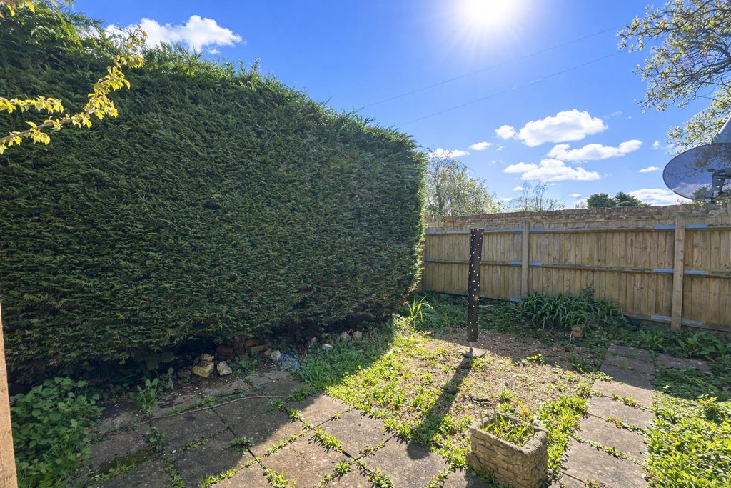 Property photo 2 of 9