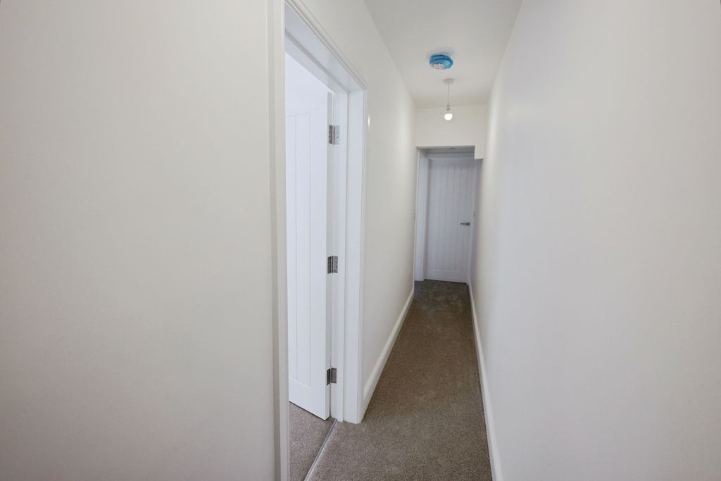 Property photo 2 of 9 Pbox-Img.Jpg