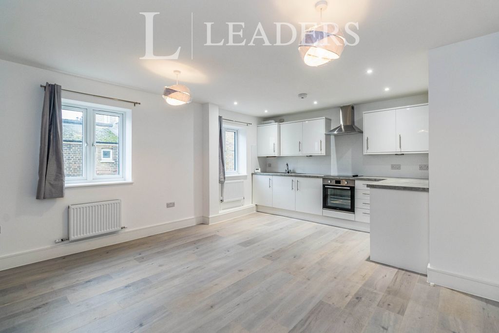 Property photo 1 of 6 Living Space