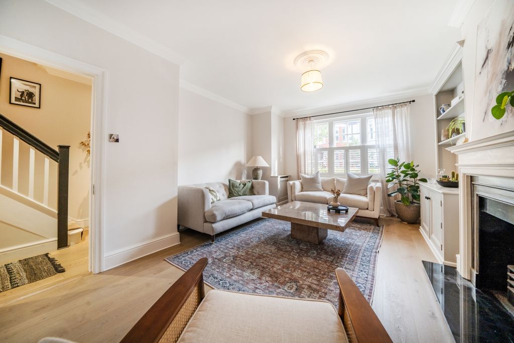 Property photo 3 of 17 1044305 (3)