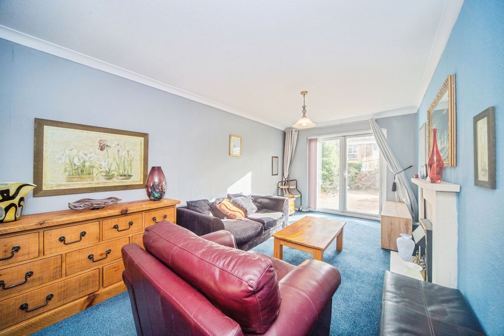 Property photo 2 of 20 Pbox-Img.Jpg