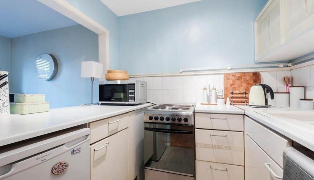 Property photo 2 of 6