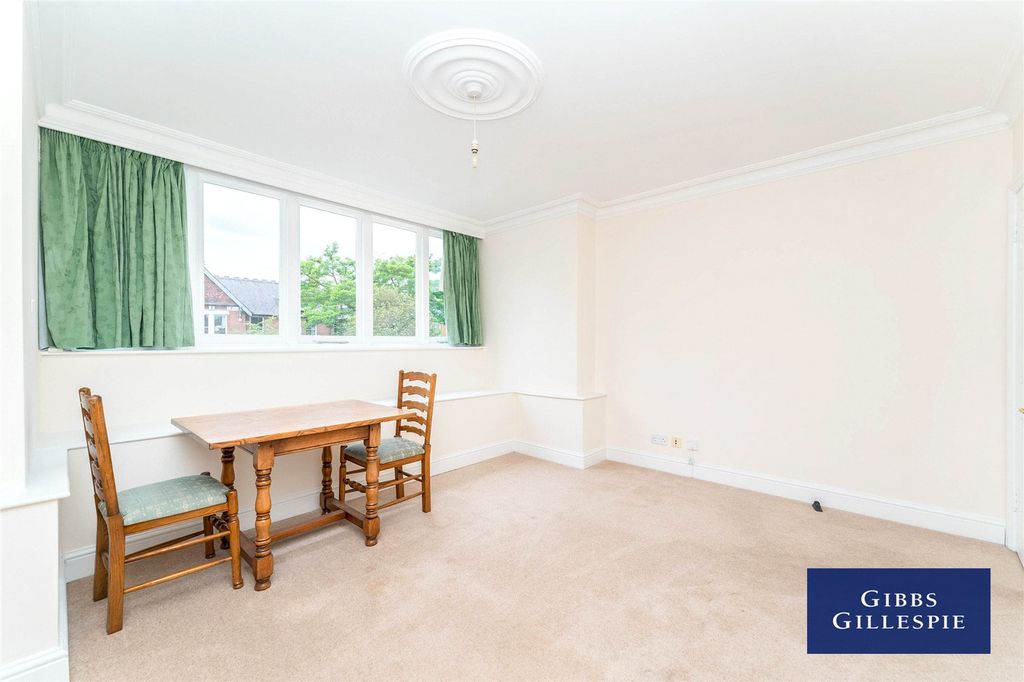 Property photo 2 of 7 Picture No. 09