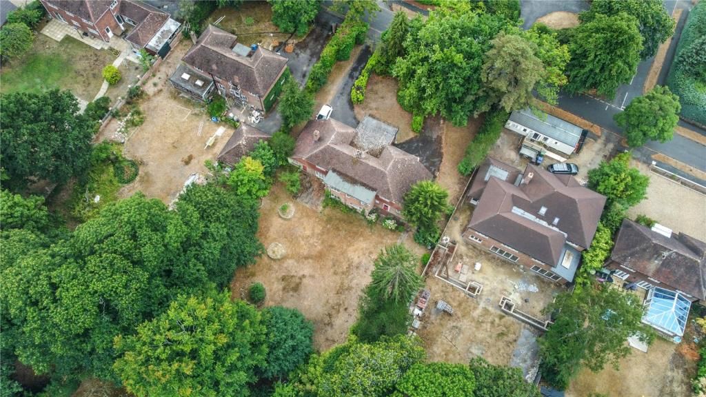 Property photo 3 of 14 External Grounds