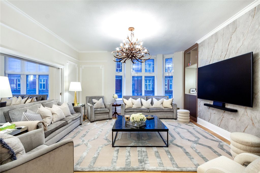 Property photo 2 of 11 Picture No. 03