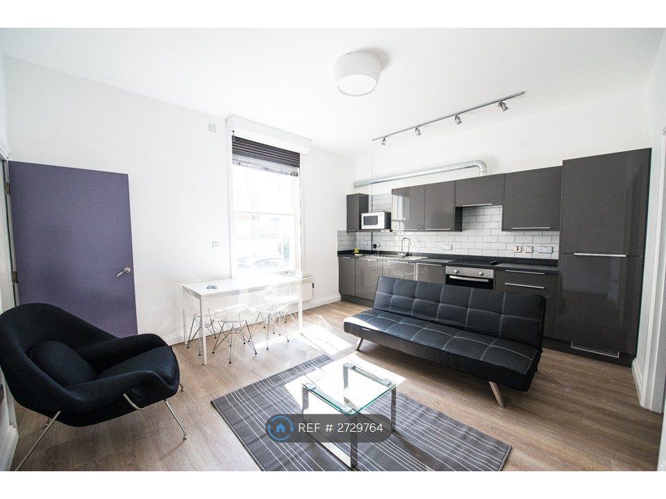 Property photo 3 of 13 Living /Dining 2