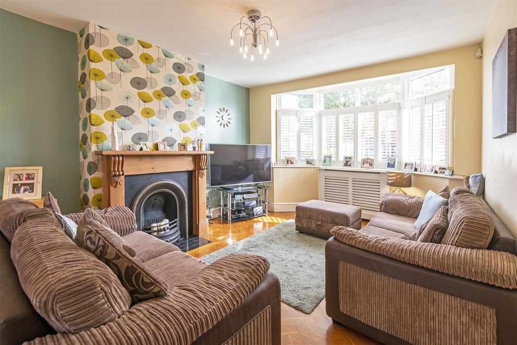 Property photo 2 of 16 Reception Room