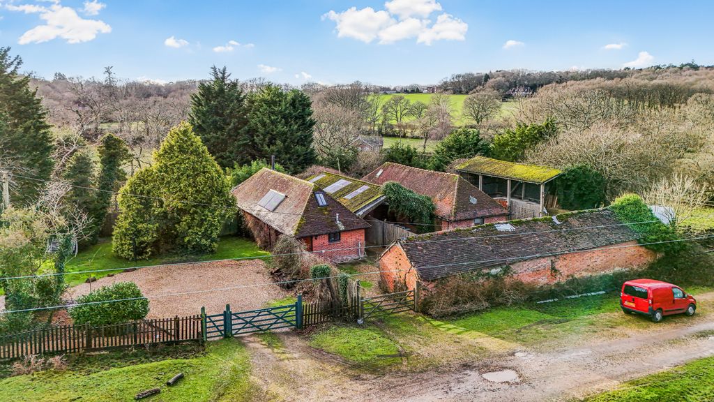 Property photo 2 of 19 Picture No. 02