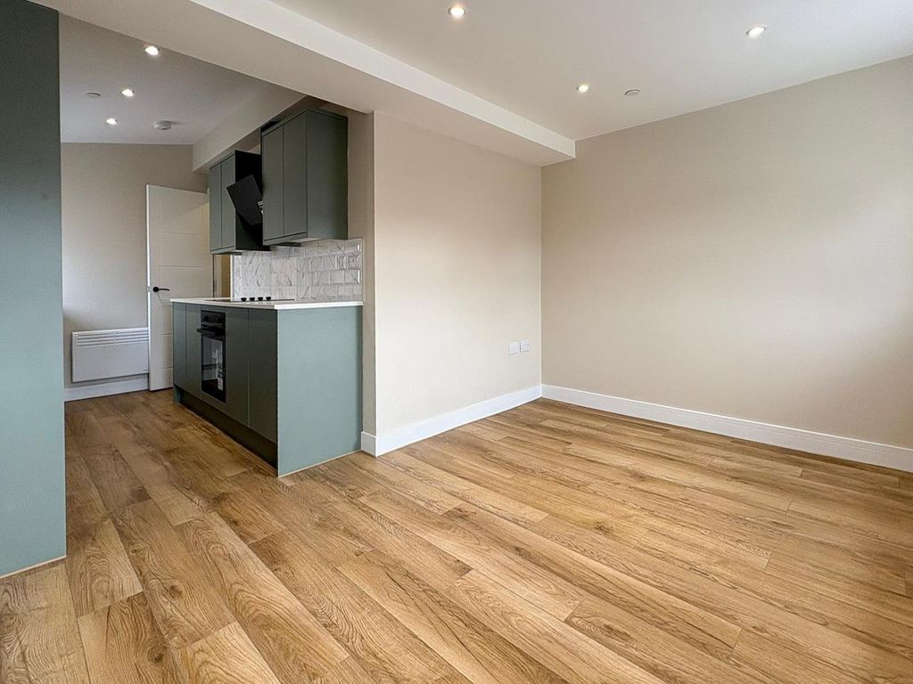 Property photo 2 of 7 78c1766F-0388-4Ddf-8414-58E1F9514E4F.Jpg