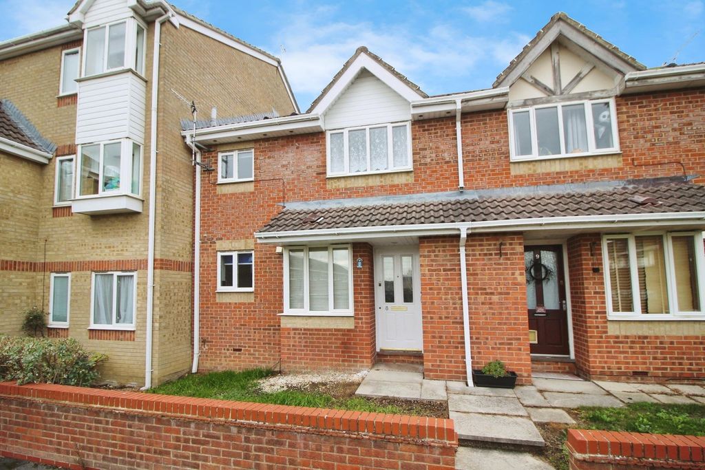 Property photo 1 of 9