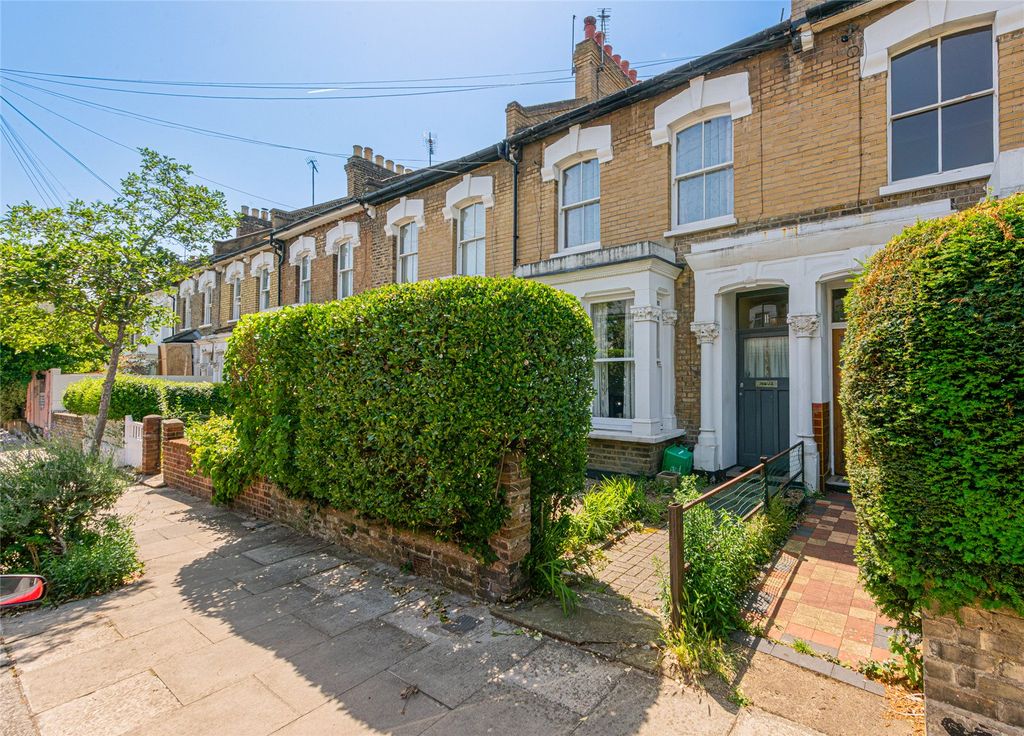 Property photo 1 of 31 Picture No. 02