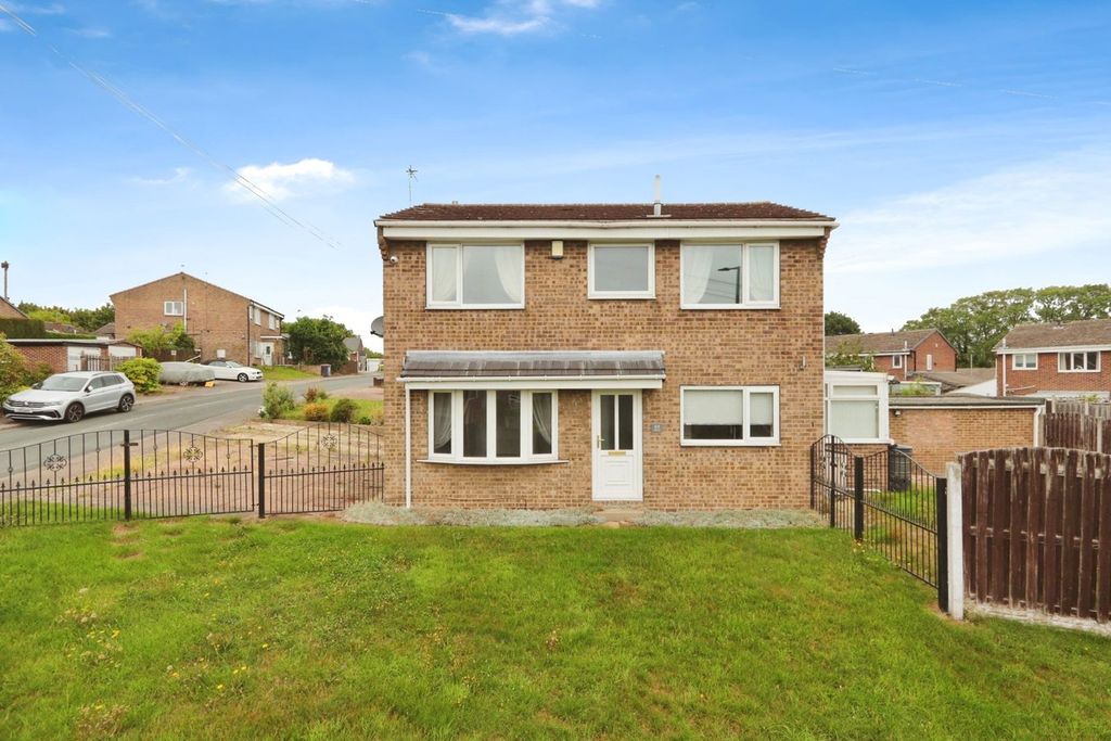Property photo 1 of 18