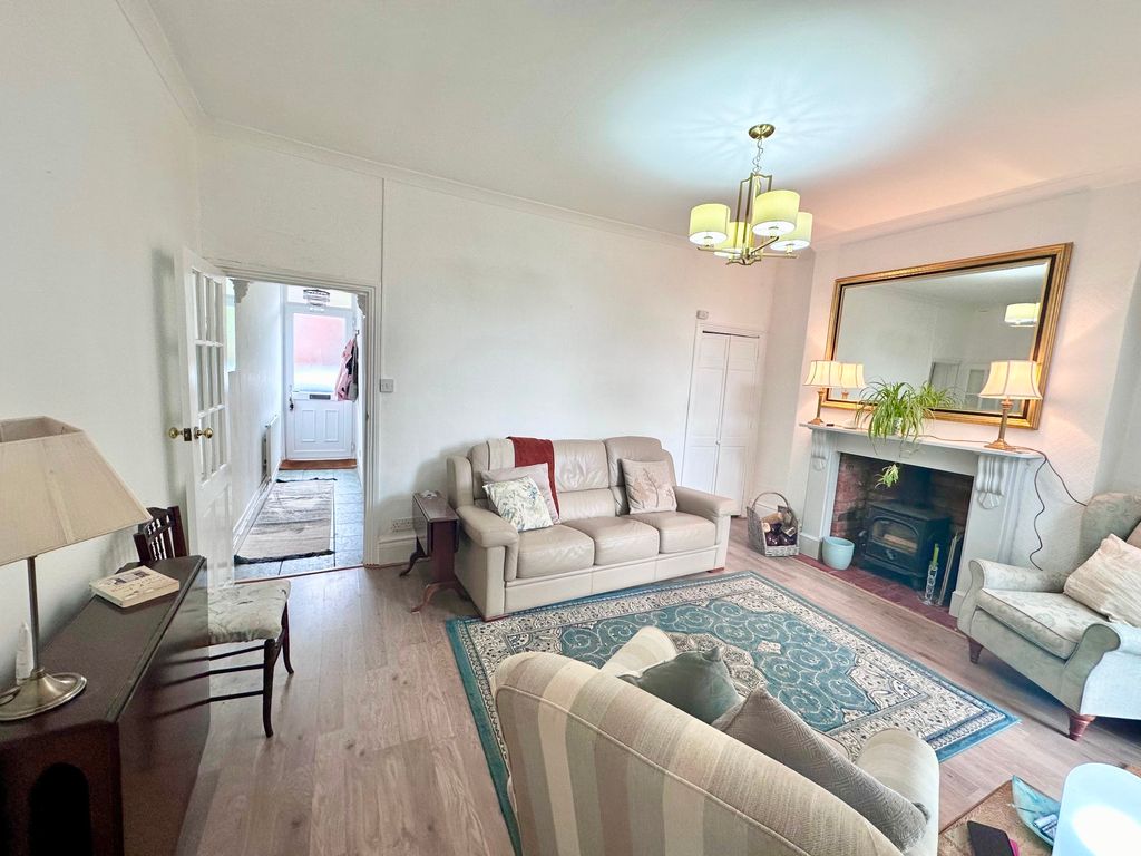 Property photo 3 of 29