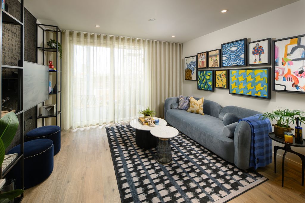 Property photo 2 of 13