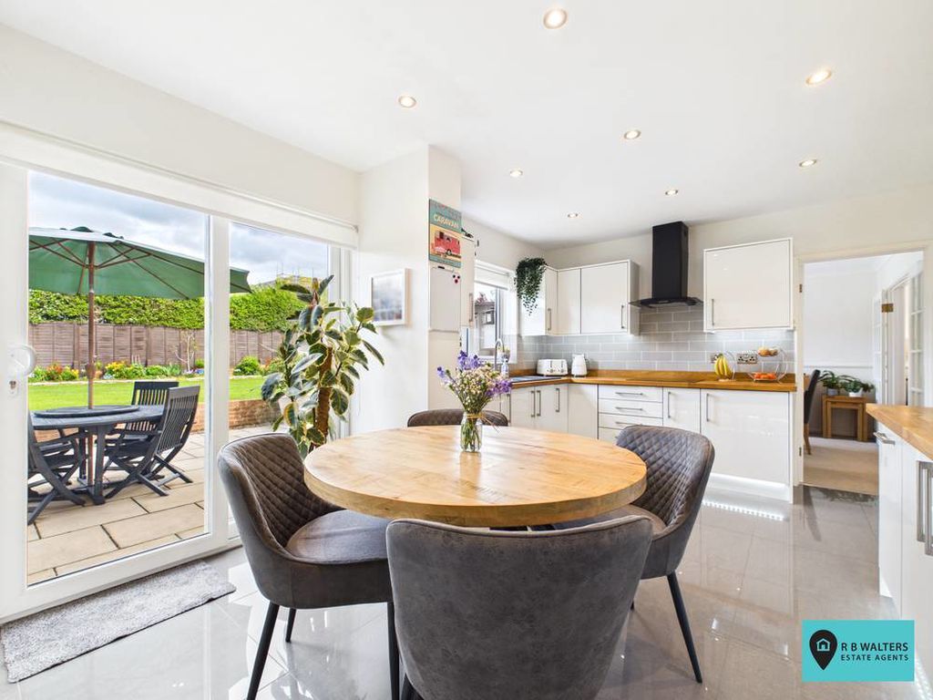 Property photo 2 of 24 Kitchen/Diner