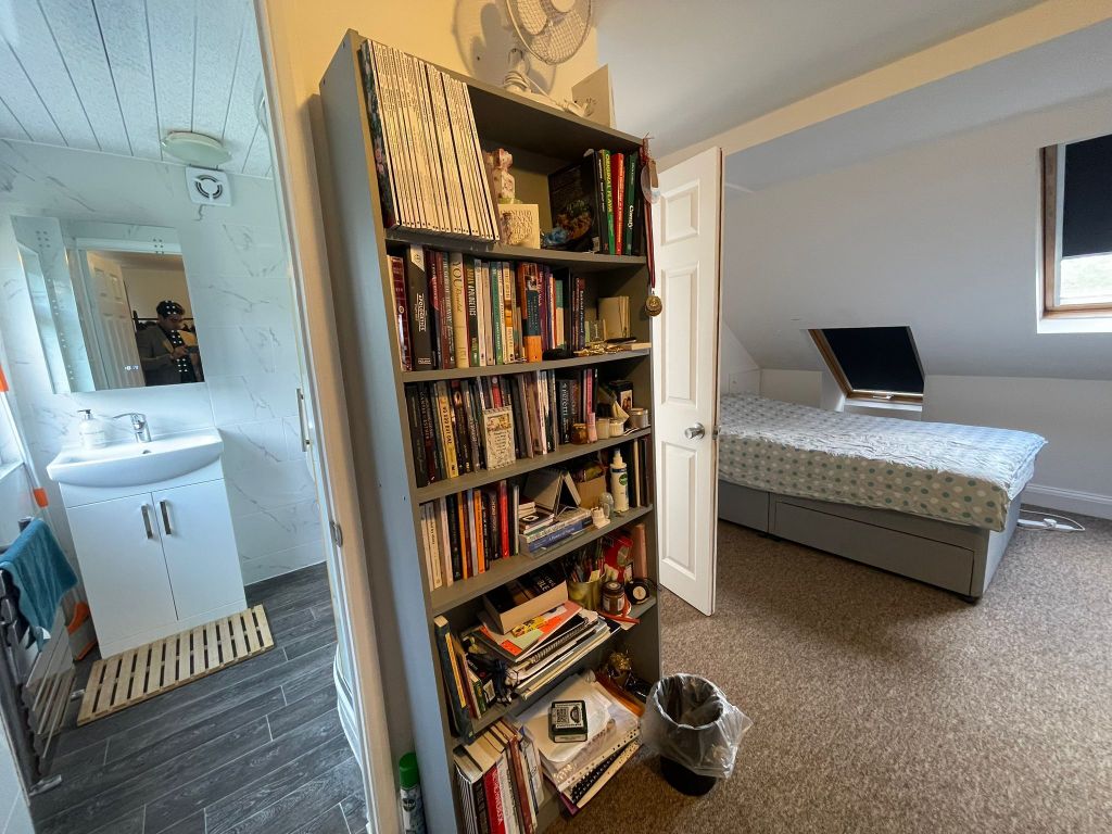 Property photo 3 of 8