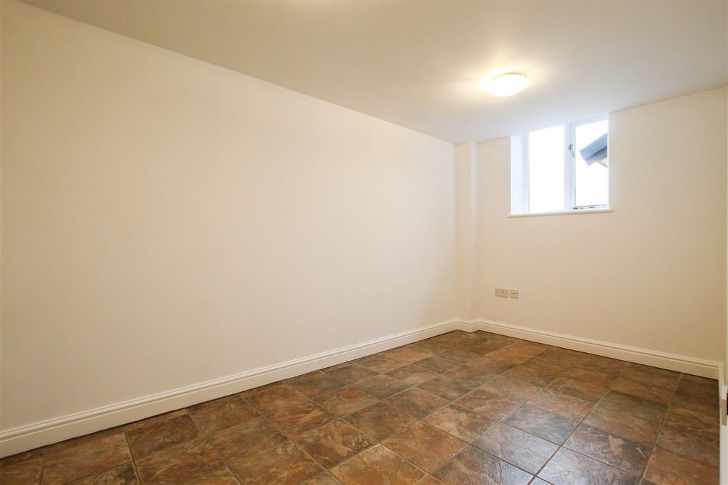 Property photo 3 of 16 Img_6826.Jpg