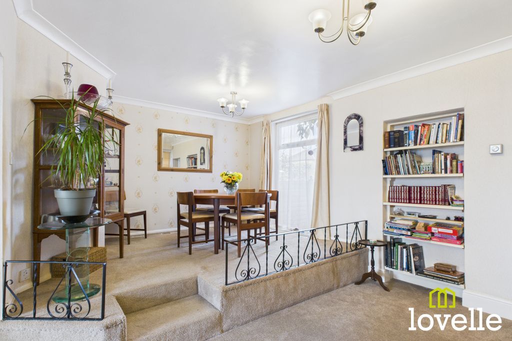 Property photo 1 of 22