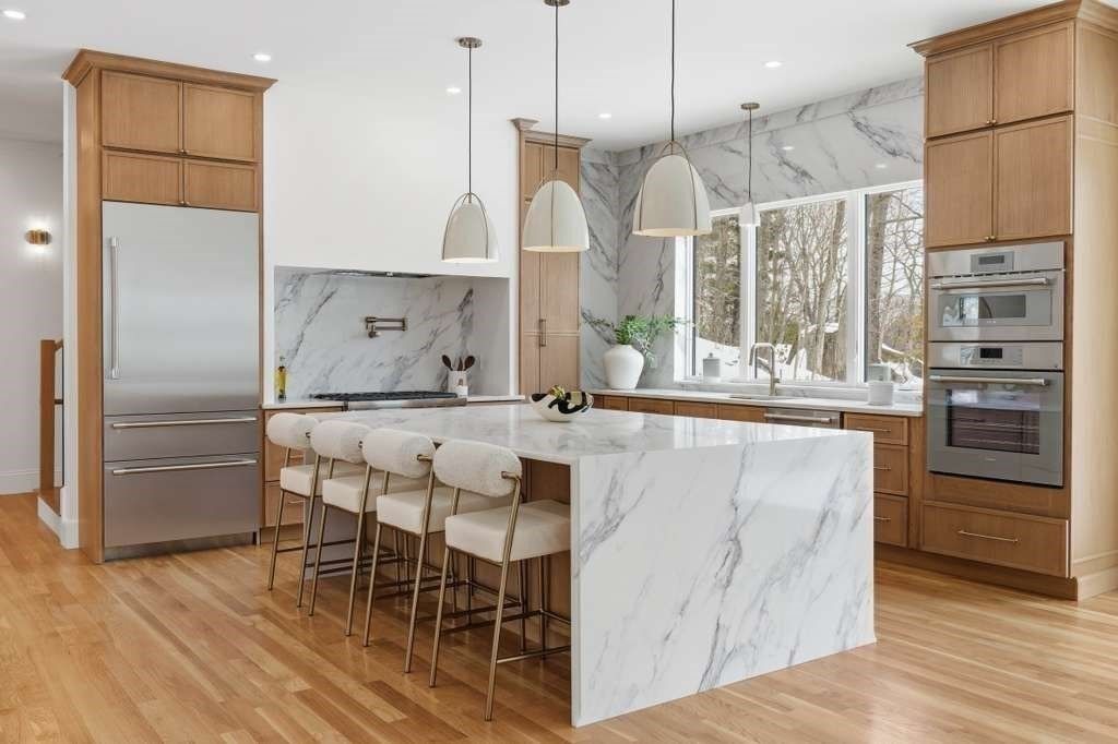 Property photo 1 of 38