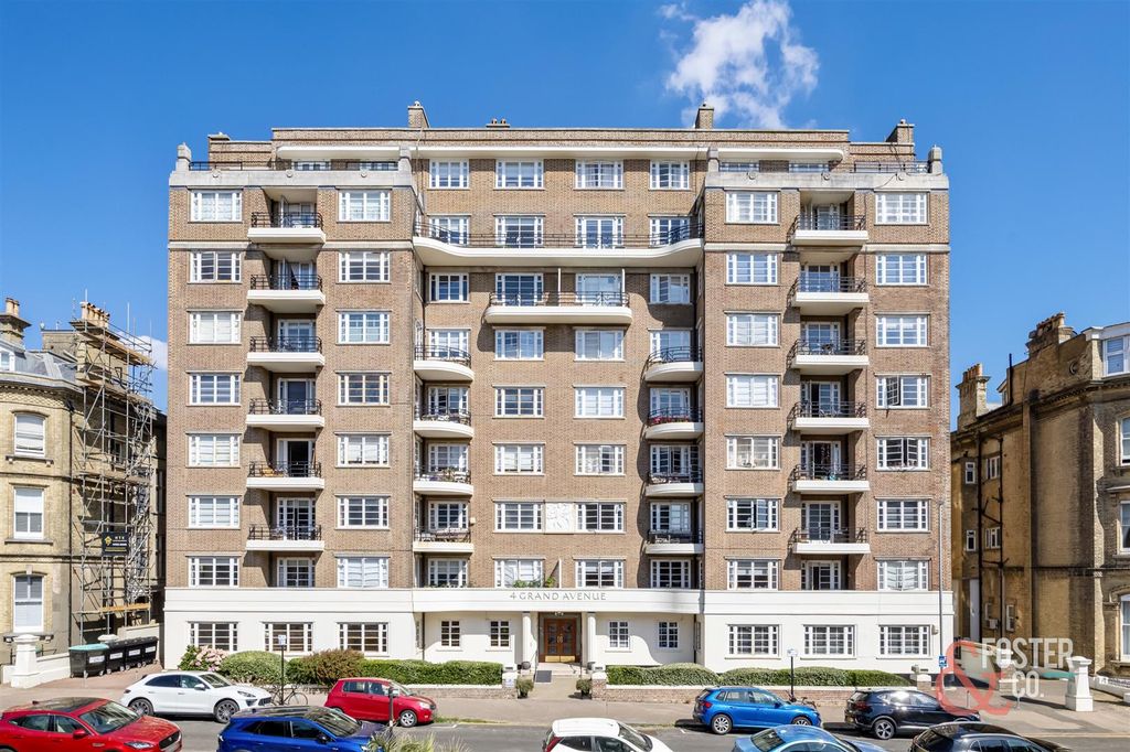 Property photo 1 of 15 Grand Avenue, 4, Flat 41-002.Jpg