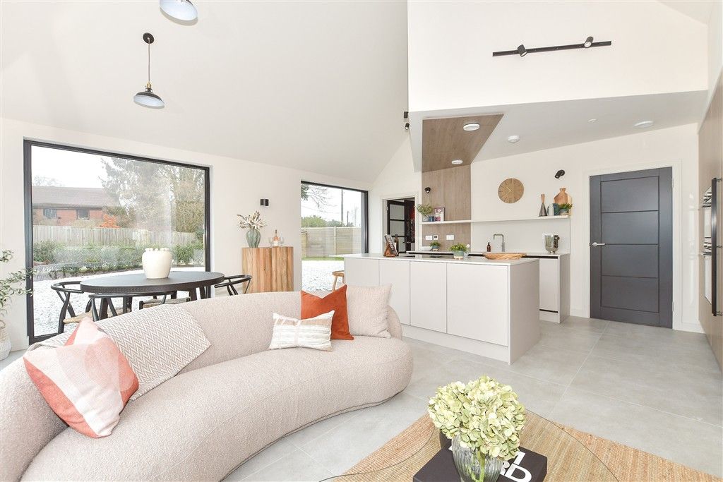 Property photo 3 of 20 Kitchen/ Diner