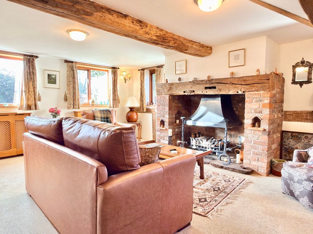 Property photo 2 of 14