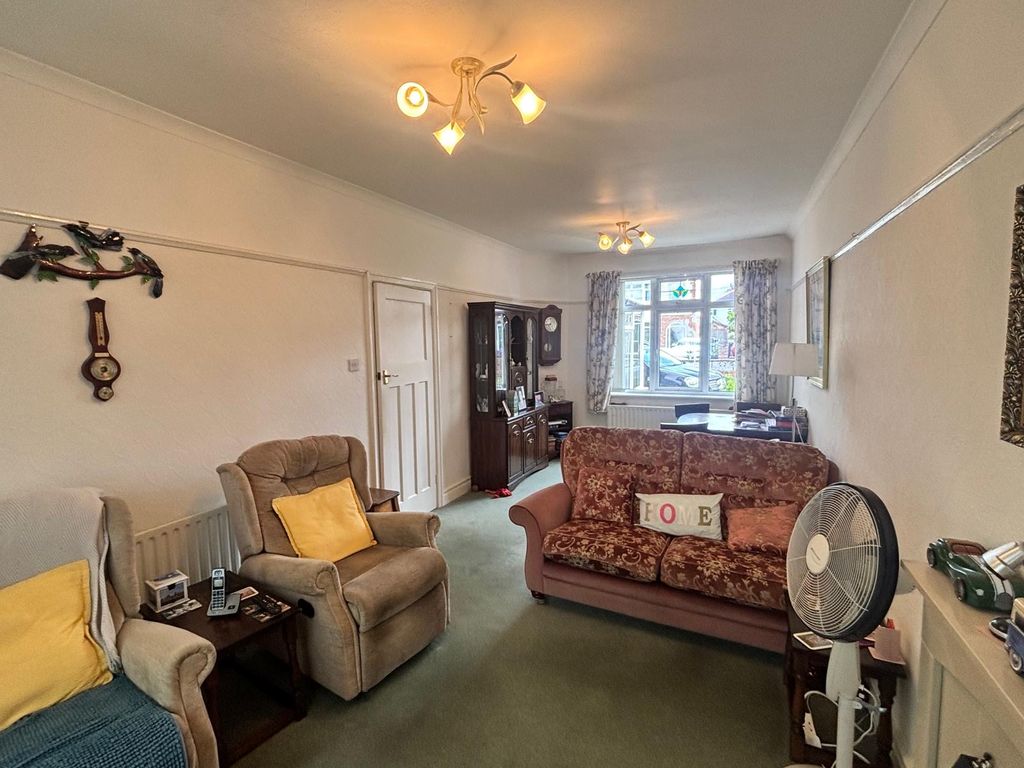 Property photo 2 of 14
