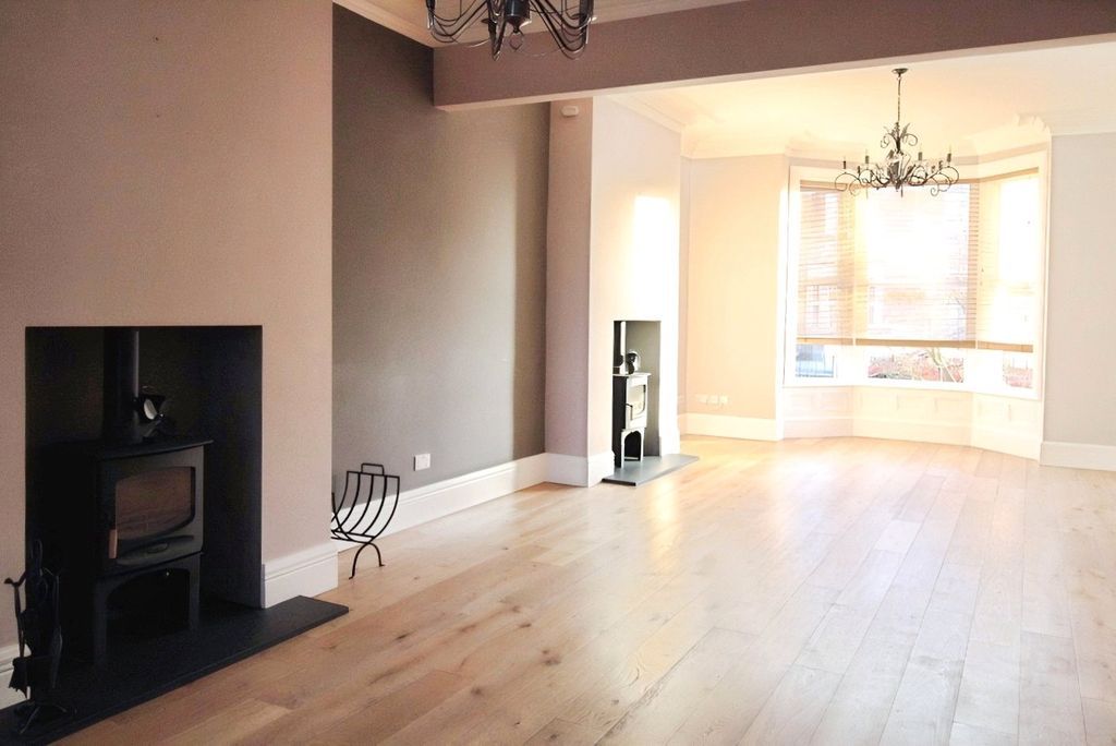 Property photo 3 of 12 Picture No. 08