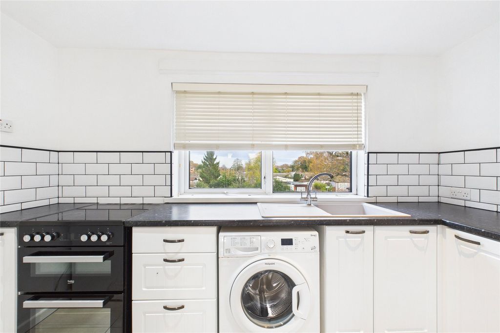 Property photo 2 of 5 Picture No. 46