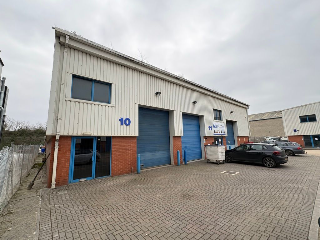 Property photo 1 of 7 Photo 2