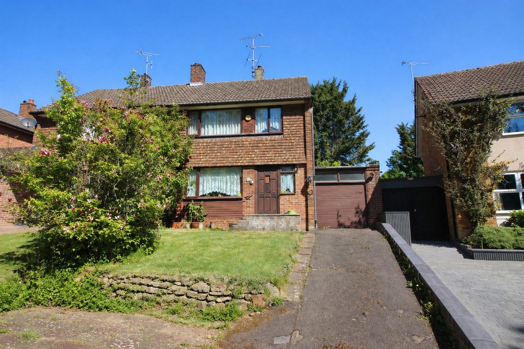 Property photo 1 of 14 Front