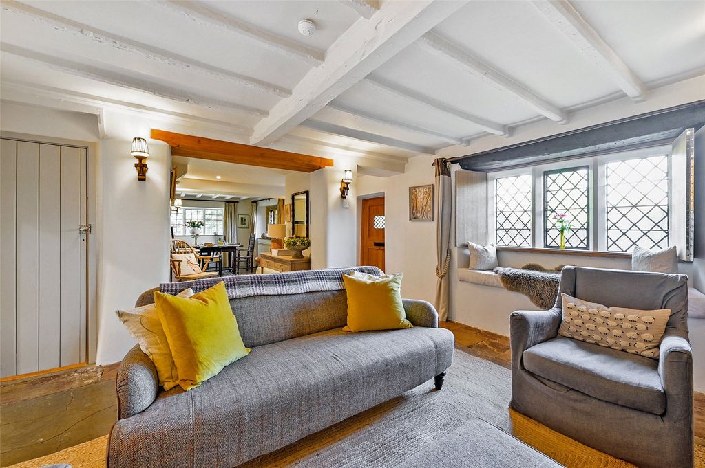 Property photo 3 of 15 Sitting Room