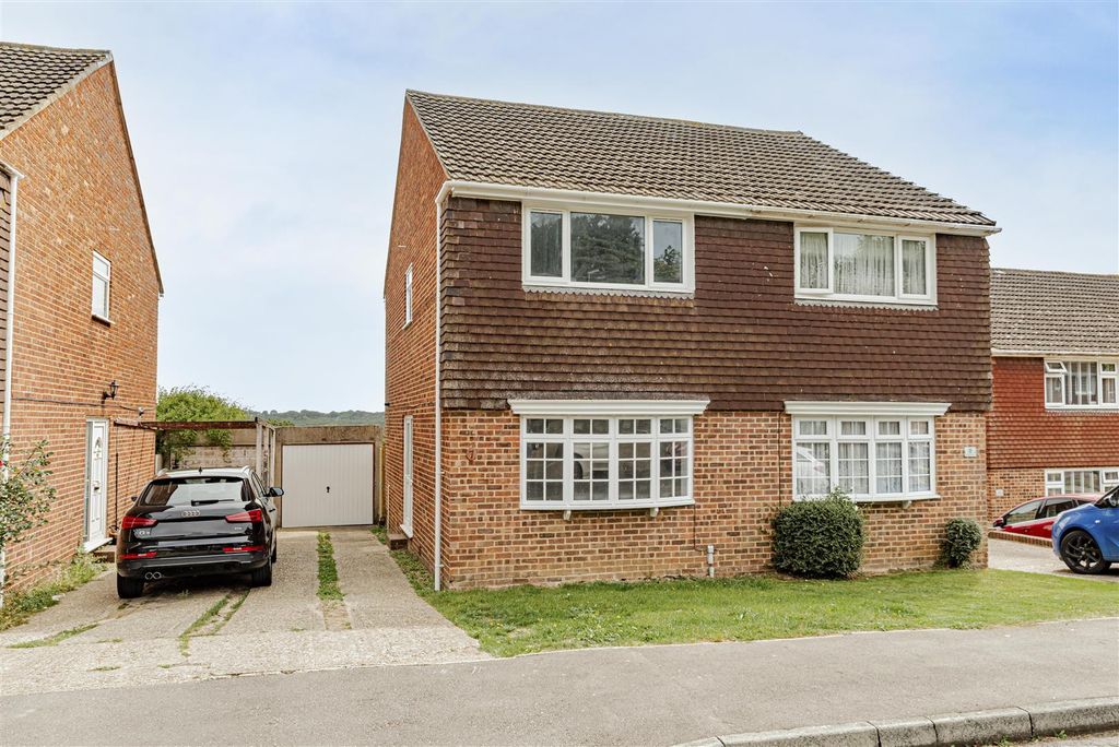 Property photo 1 of 12 L J Imaging-28.Jpg