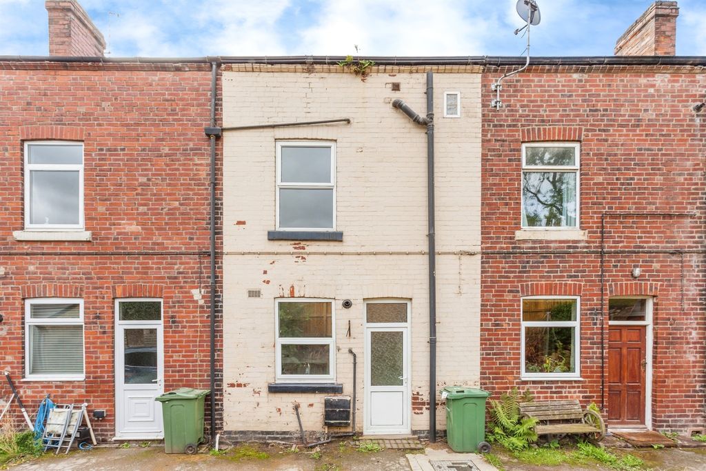 Property photo 1 of 17
