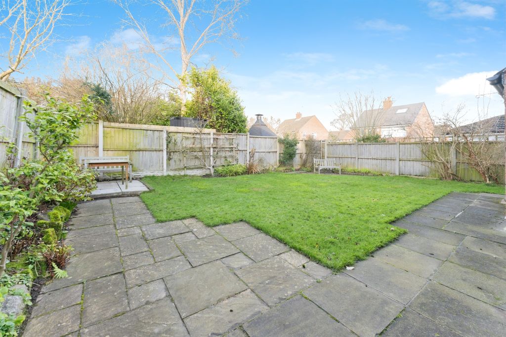 Property photo 2 of 20