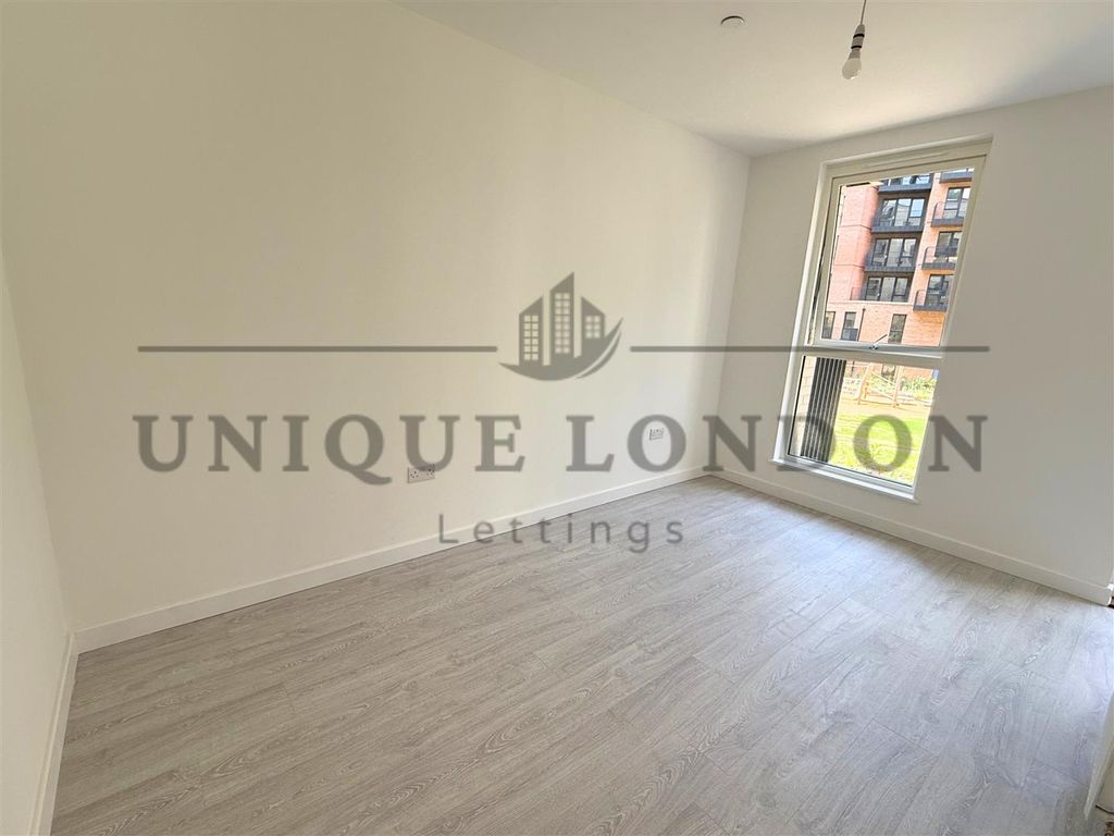 Property photo 3 of 6 162.Png