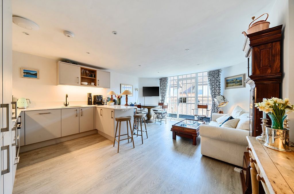 Property photo 2 of 10 1433123-25-69Bab1...