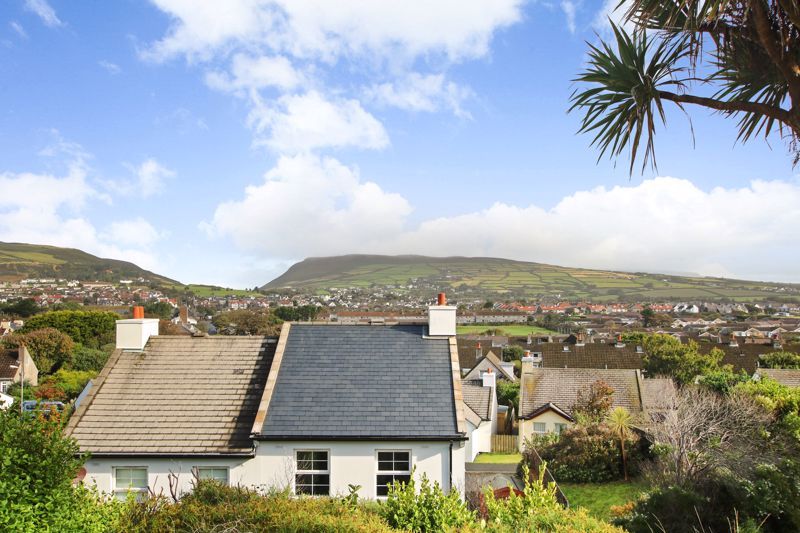 Property photo 2 of 33 Photo 45