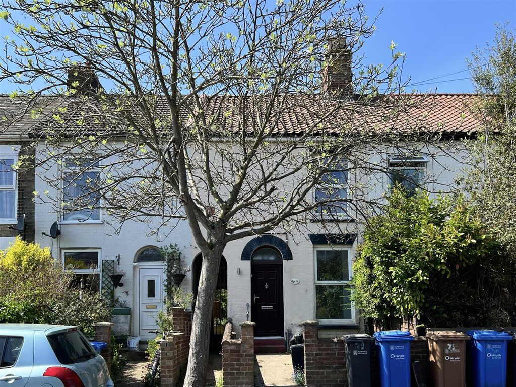 Property photo 1 of 10
