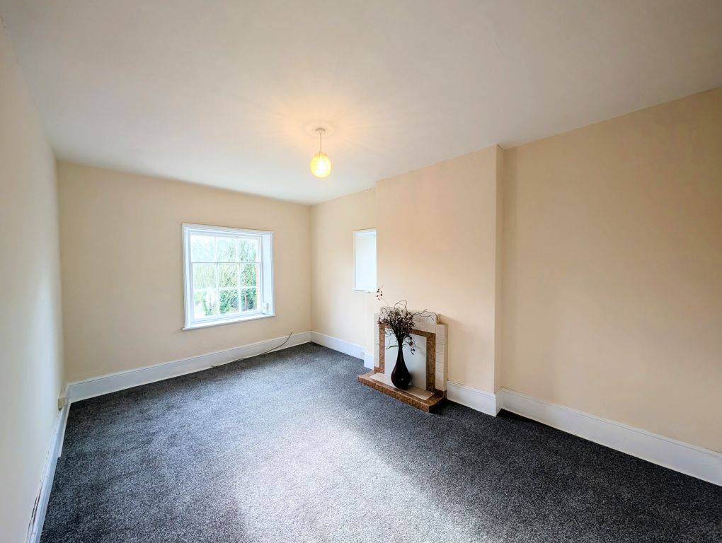 Property photo 2 of 6 Living Room