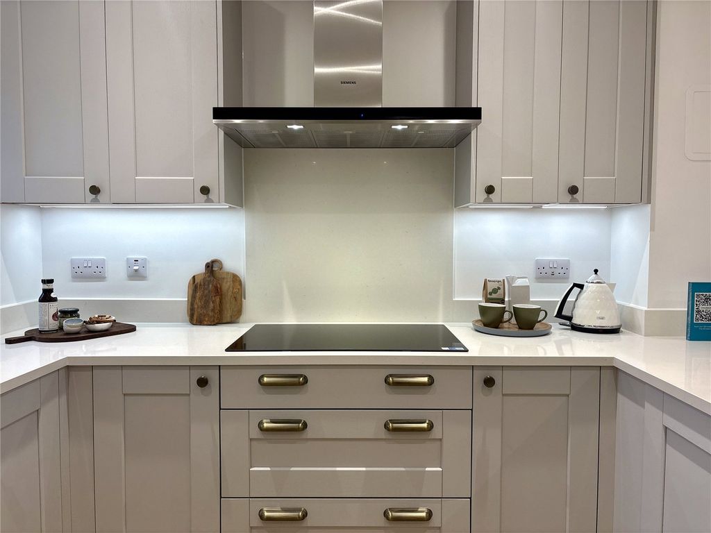 Property photo 3 of 11 Picture No. 43