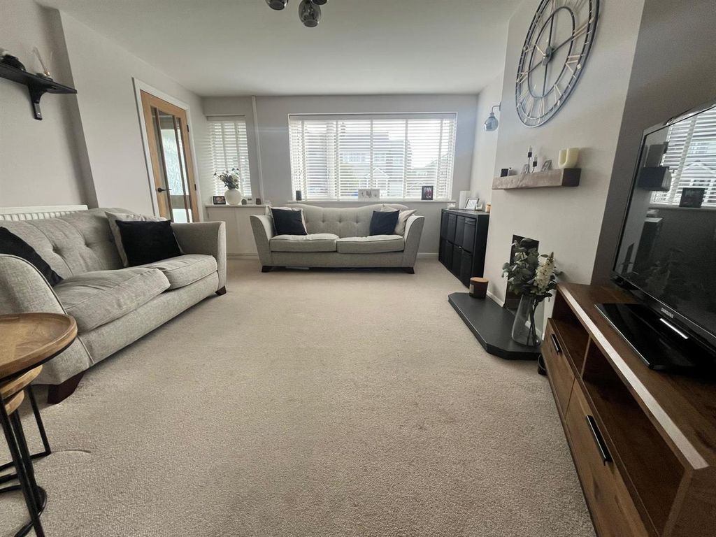 Property photo 2 of 25 (5).Jpeg