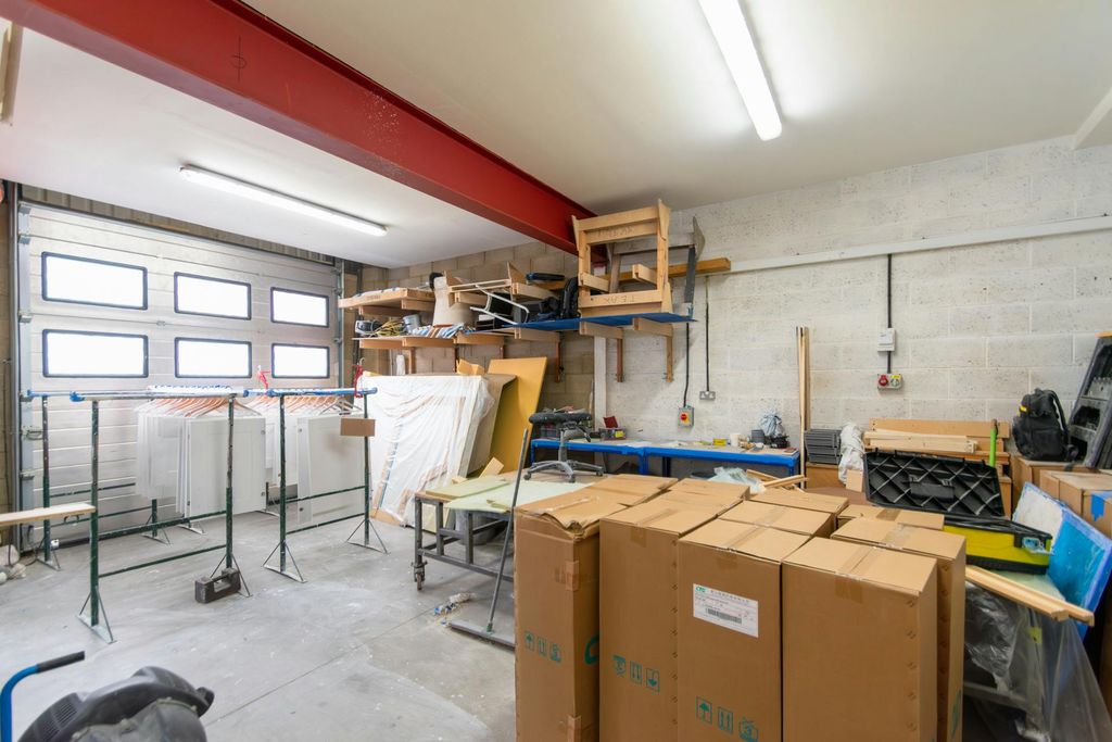 Property photo 2 of 5 1.Jpg